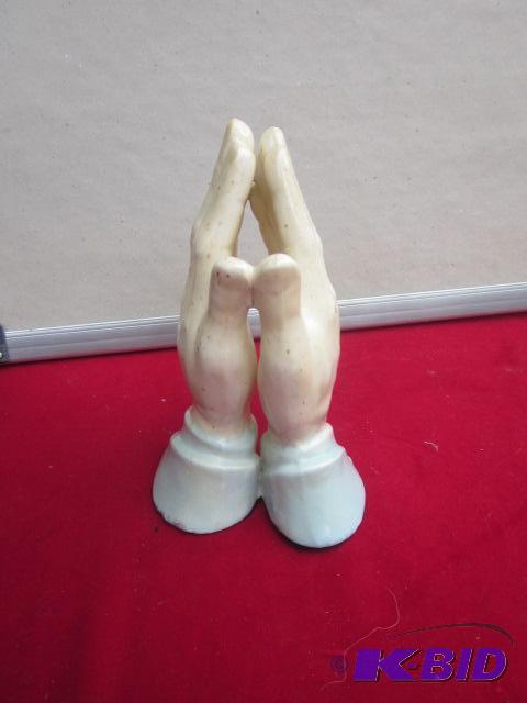 Vintage 7 inch pottery praying hands, off whi...
