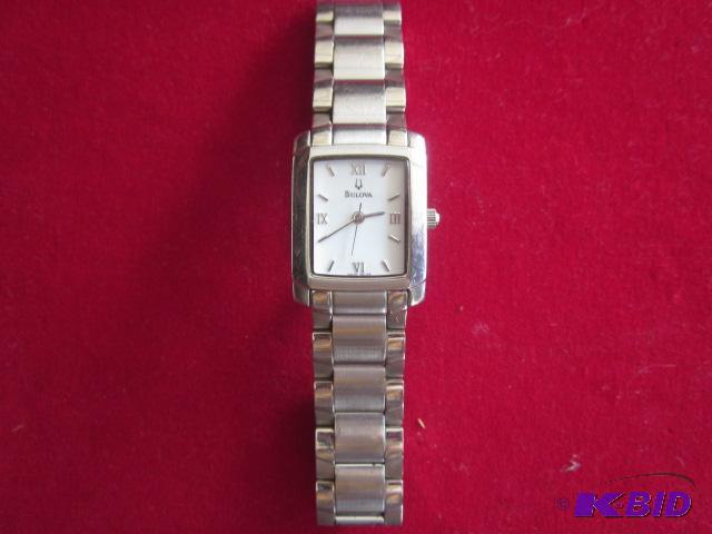 Women Bulova watch in good condition, may nee...