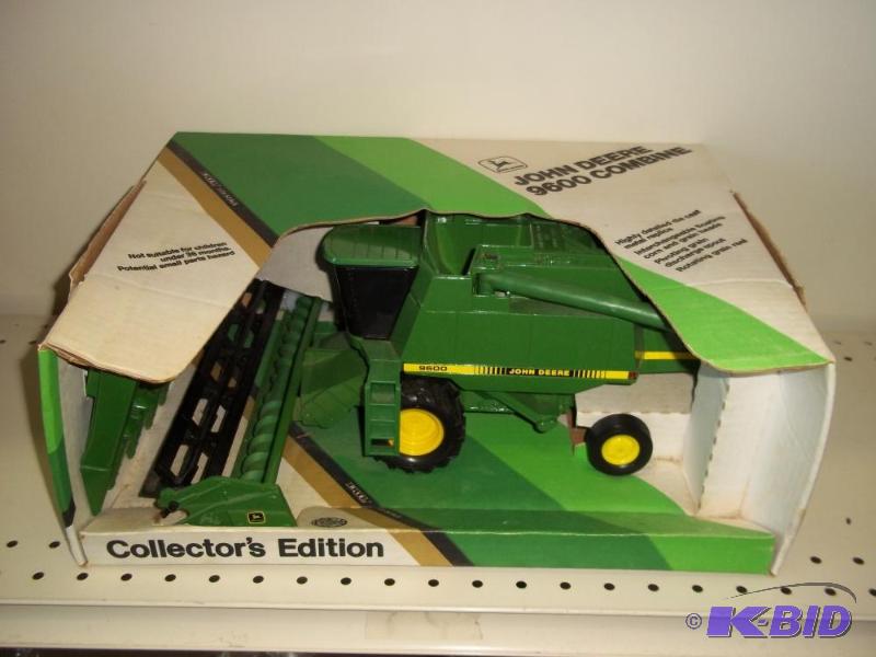 lot 45 image: 1989 Special Edition John Deere 9600 Combine ...
