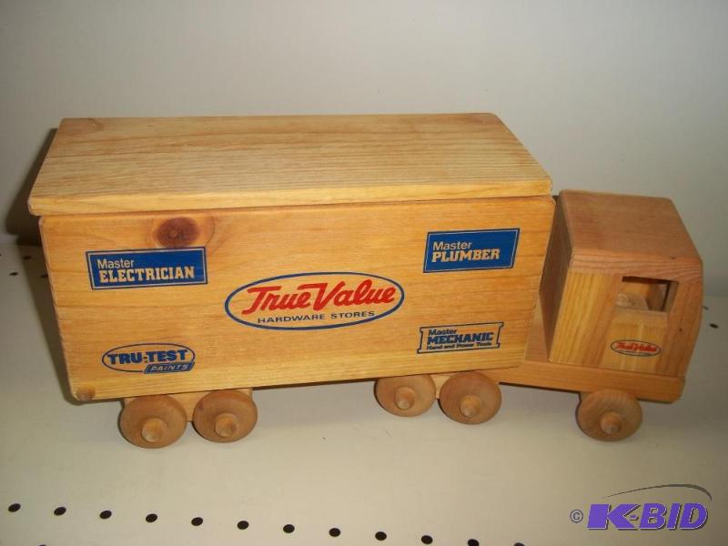 lot 46 image: True Value Pinehouse Tractor Trailer...