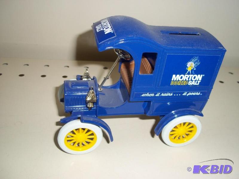 lot 85 image: ERTL Toys 1905 Fords first Delivery Car Bank ...
