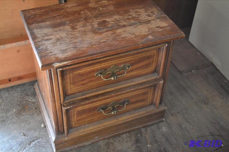 lot 142 image: NIght StandEnd Table