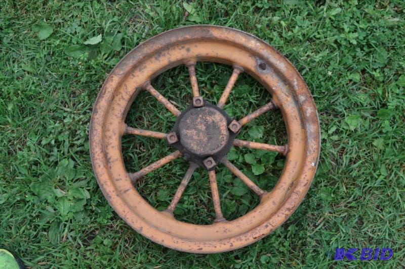 lot 168 image: Vintage Spoke Wheel