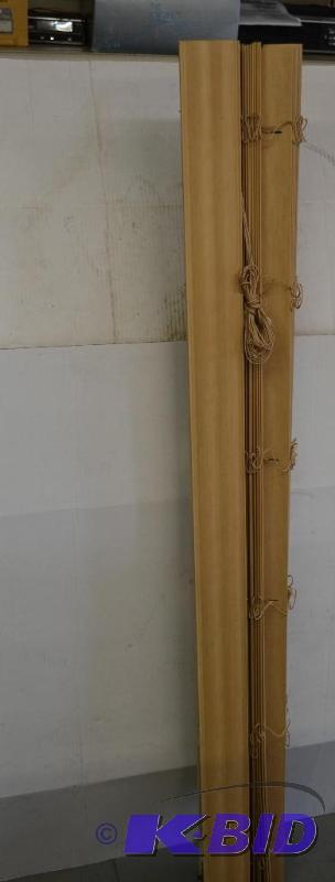 lot 187 image: 57 12 Window Blind
