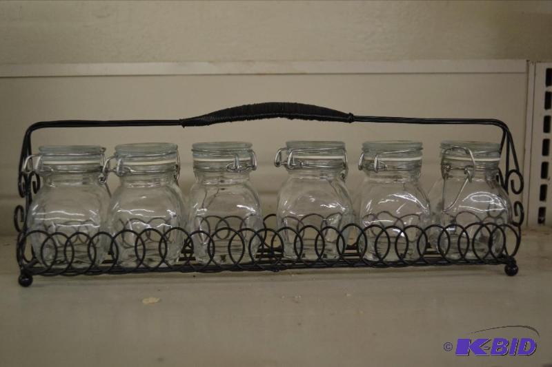 lot 20 image: Set of Spice Jars