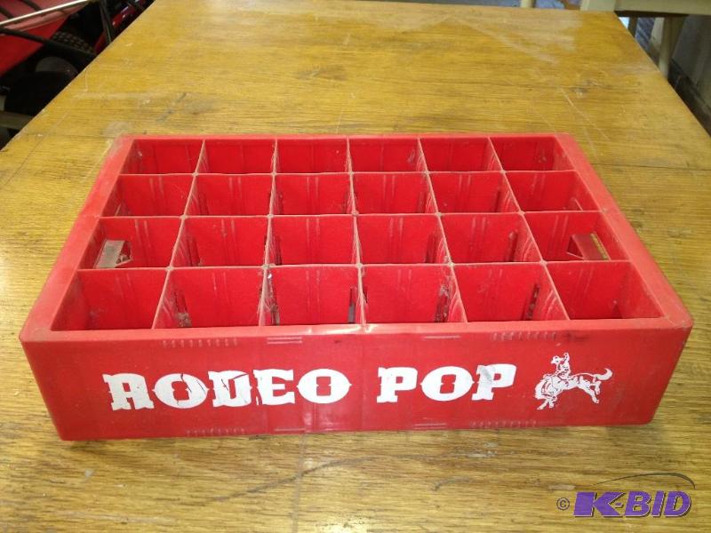 lot 207 image: Vintage Rodeo Pop Plastic Crate