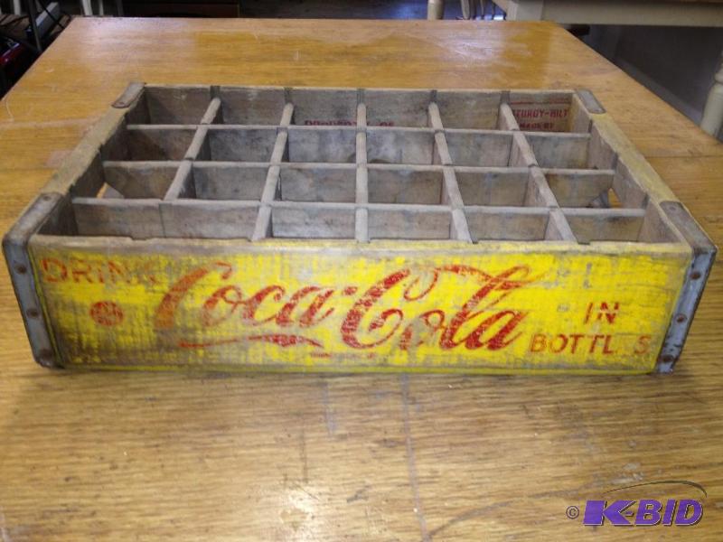 lot 210 image: Vintage Coca-Cola Wood Crate