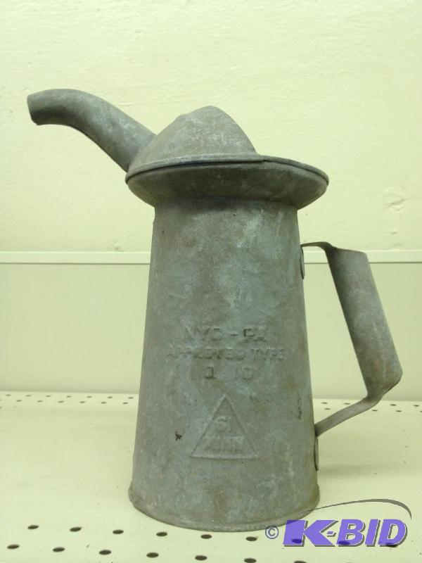 lot 219 image: 2 Qt. Oiler...