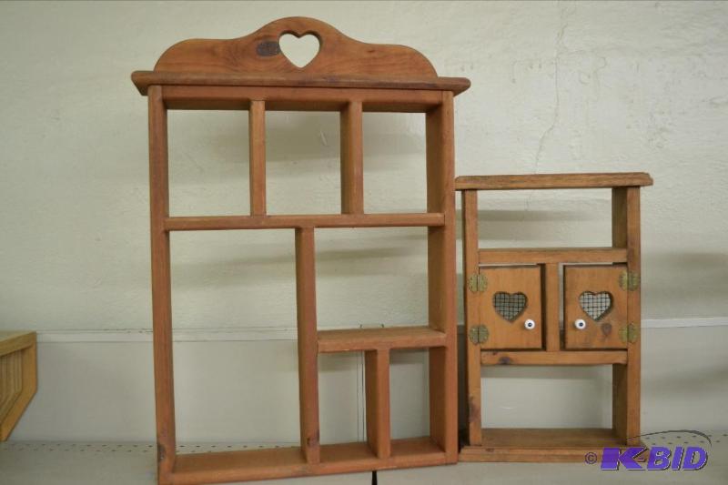 lot 22 image: Picture Windows