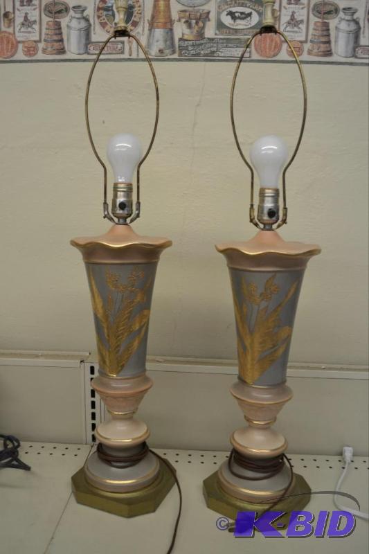 lot 37 image: Vintage Lamps