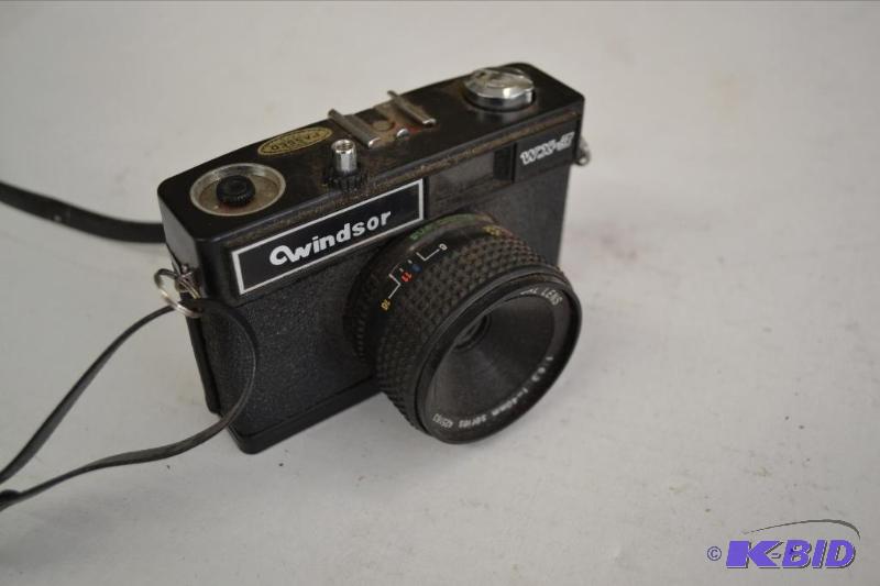 lot 93 image: Windsor 35mm Camera