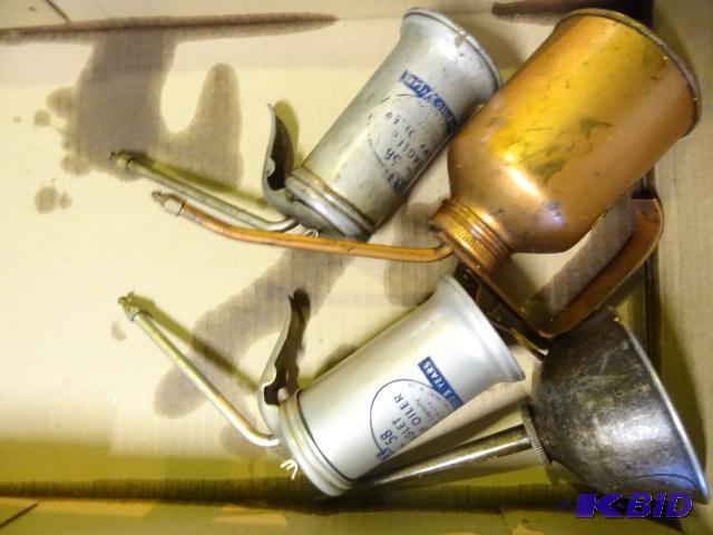 lot 109 image: Oil cans...