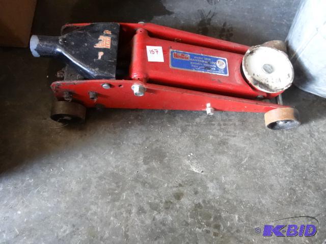 lot 157 image: Model 2030 1 12 ton floor jack. No handle....