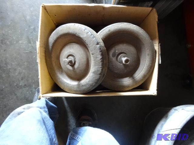 lot 171 image: Misc lawn mower wheels....