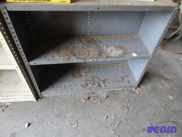 lot 24 image: 36 x 12 x 31 metal shelf unit...