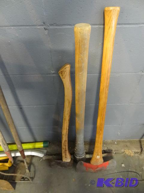 lot 42 image: 4 axes...