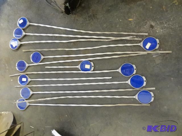 lot 55 image: 13 reflection sticks for driveway markers...