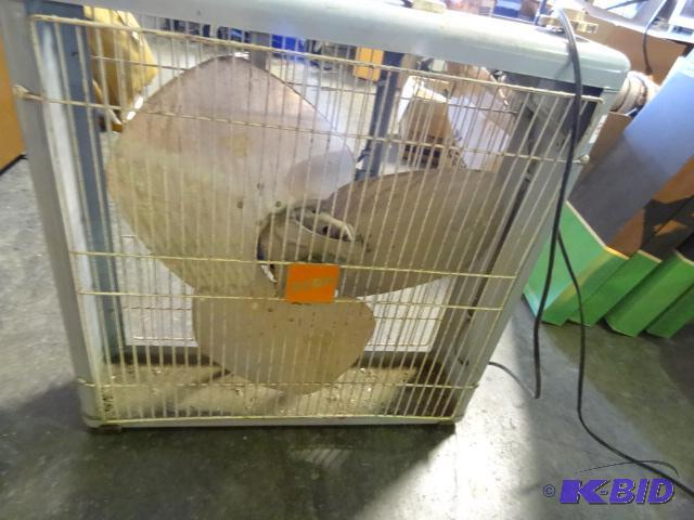 lot 80 image: Old brand zero fan...