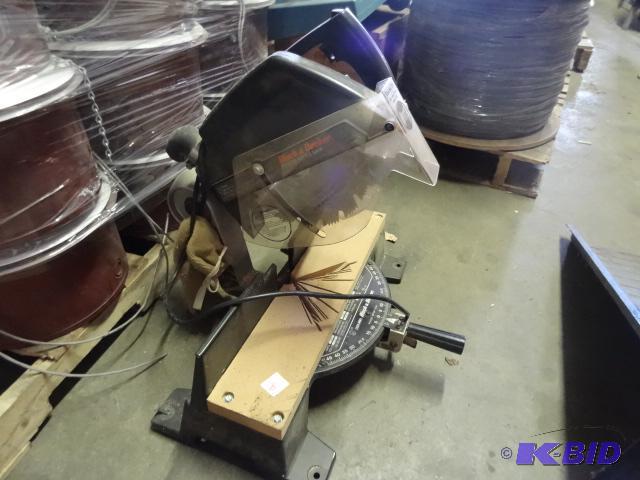 lot 9 image: Black and Decker 9" miter saw...