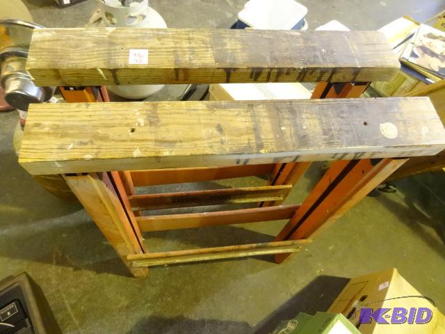 lot 96 image: 2 hirsch 31 x 24 saw horses...