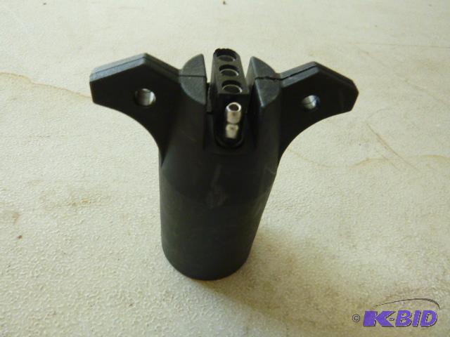 7 to 4 Pin Plug...