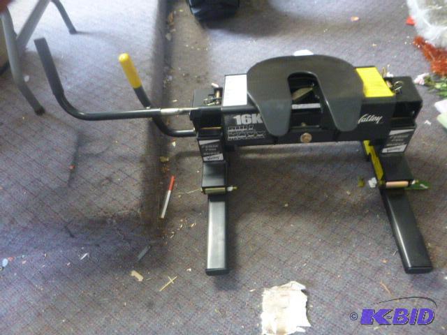 New Valley Power Pull Glider 5th Wheel Hitch ...