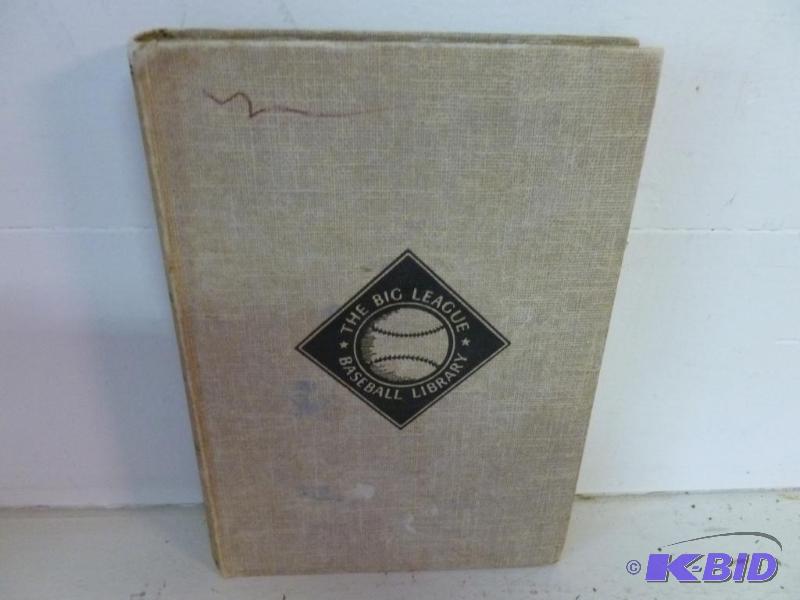 lot 103 image: Vintage Sports Collectible Book - Yogi Berra&...