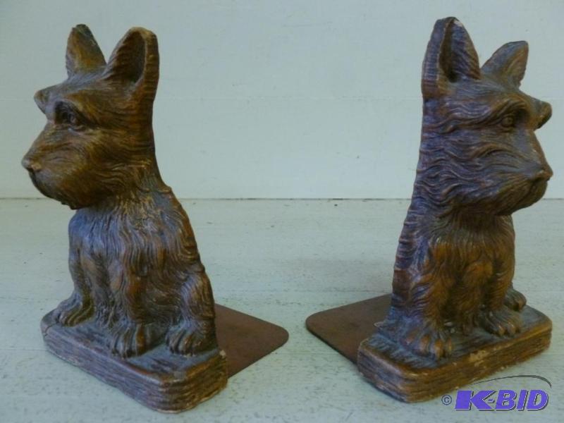 lot 131 image: Vintage Orna Wood dog bookends....