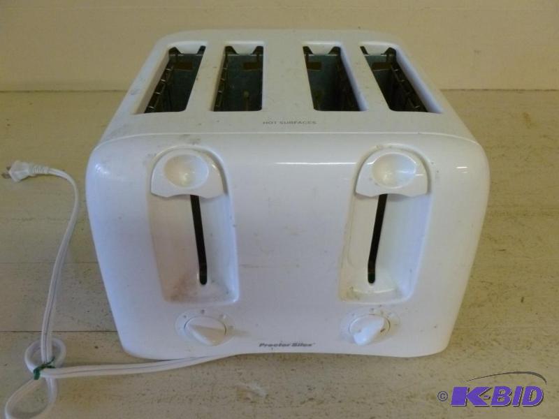 lot 136 image: Proctor - Silex four slice toaster, tested an...