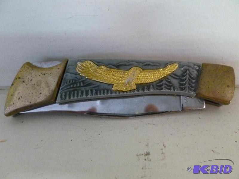 lot 156 image: Eagle image stainless steel lock blade huntin...