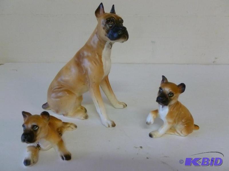 lot 63 image: Lot of three vintage Norcrest Japan porcelain...