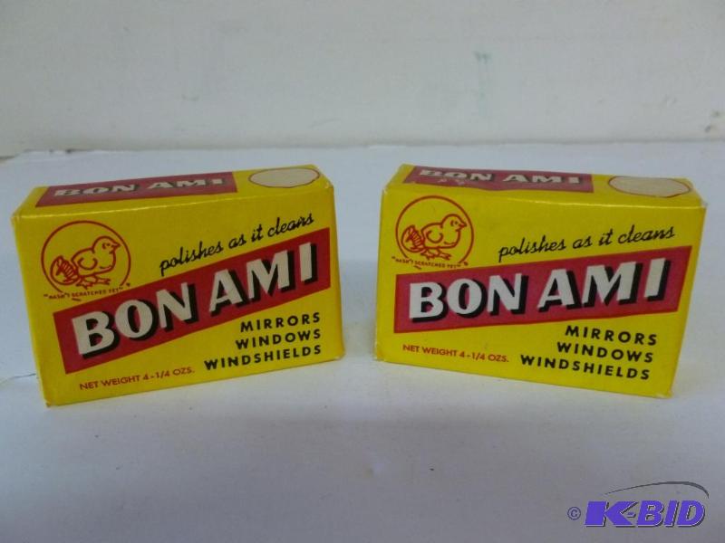 lot 79 image: Lot of two bars of vintage Bon Ami windshield...