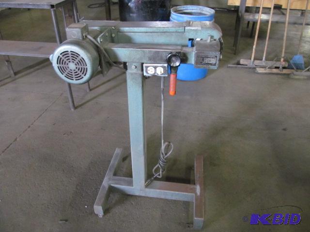 lot 144 image: Ellis Standing Belt Grinder  Features & N...
