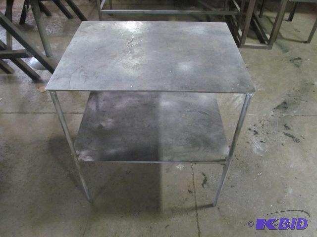 lot 36 image: Steel Table  Features & Notes   26"...