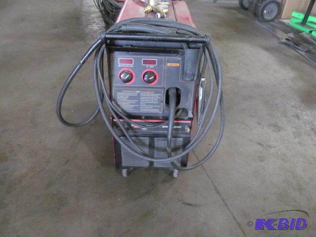lot 5 image: Lincoln Power Mig 255C  Model &nbspU1061108...