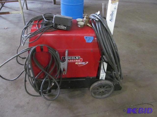 lot 7 image: Lincoln Precision Tig 185  Serial &nbspU105...