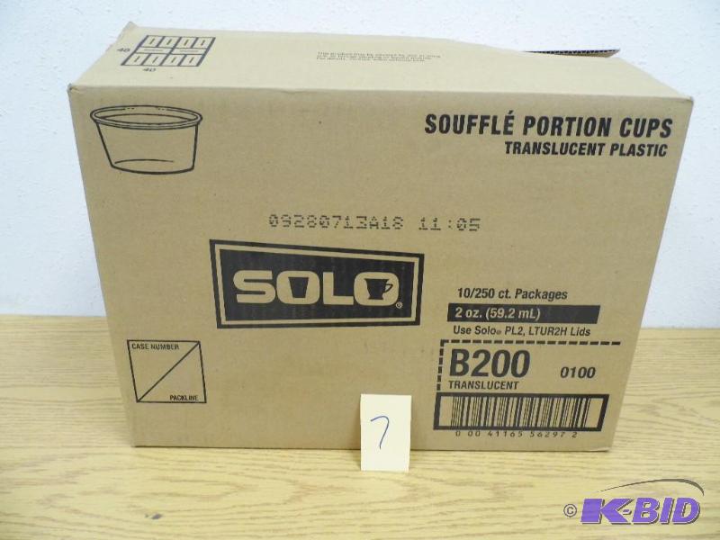 lot 7 image: Solo Souffle Portion Cups
