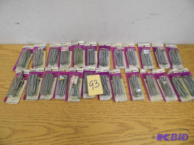 lot 93 image: 25 Packs of Screws