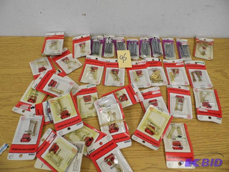 lot 95 image: Screws with Hooks