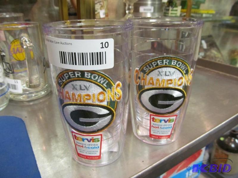 lot 10 image: lot of 2 Packer tumblers