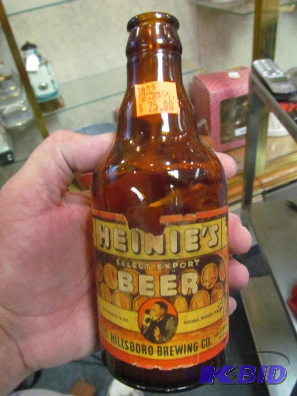 lot 37 image: Extremely RARE Heinies Beer bottle
