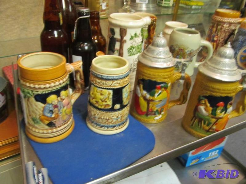 lot 41 image: Lot of 4 Japan steins