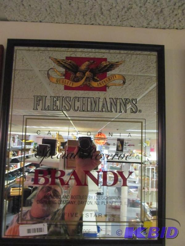 lot 5 image: Fleishmanns Special Reserve Brandy Bar Mirror