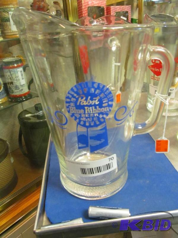 lot 70 image: Vintage Glass Pabst Blue Ribbon Beer Pitcher