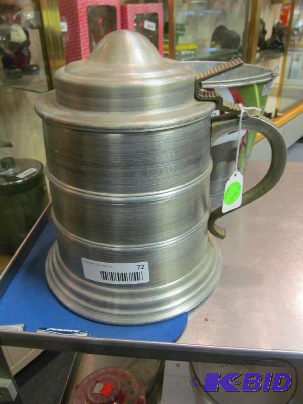 lot 72 image: Vintage Metal Stein Shaped Ice Bucket