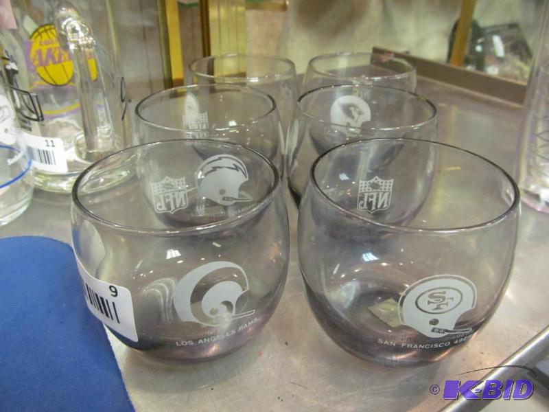 lot 9 image: Lot of 6 NFL Low Ball Glasses