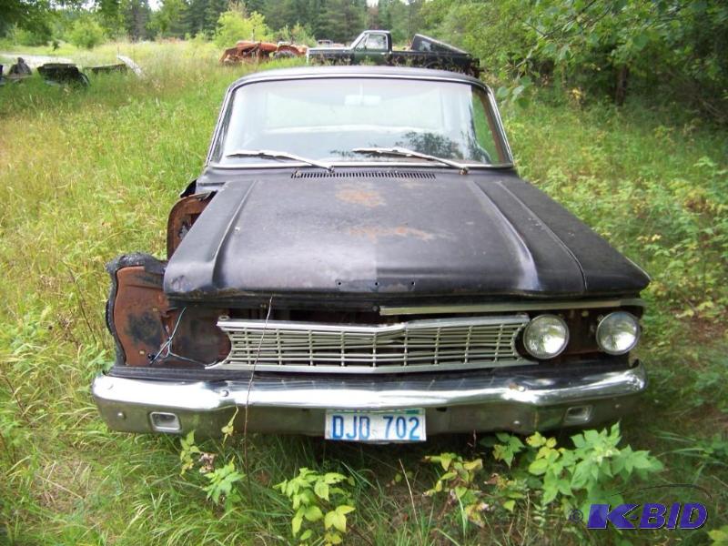 lot 1 image: Ford Falcon