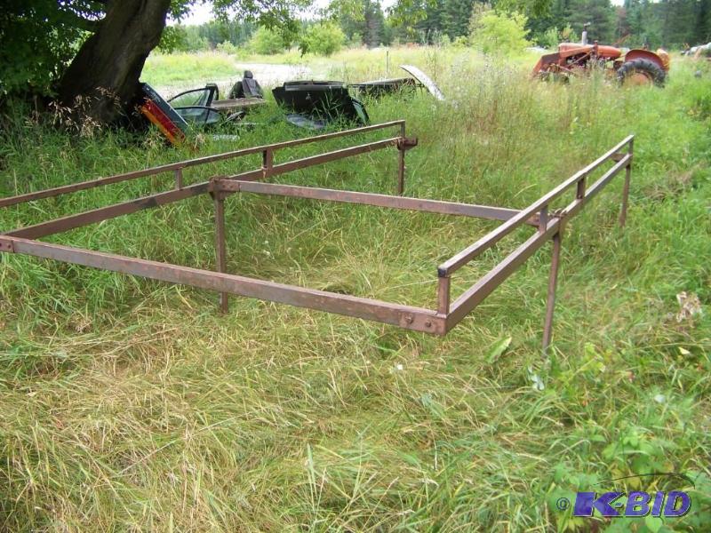 lot 2 image: PickupLadder Rack