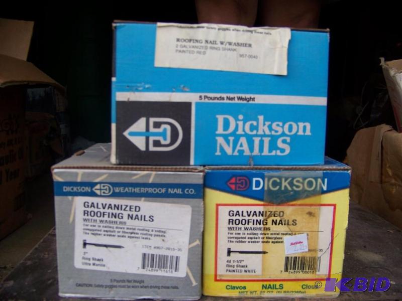 lot 43 image: Roofing nails