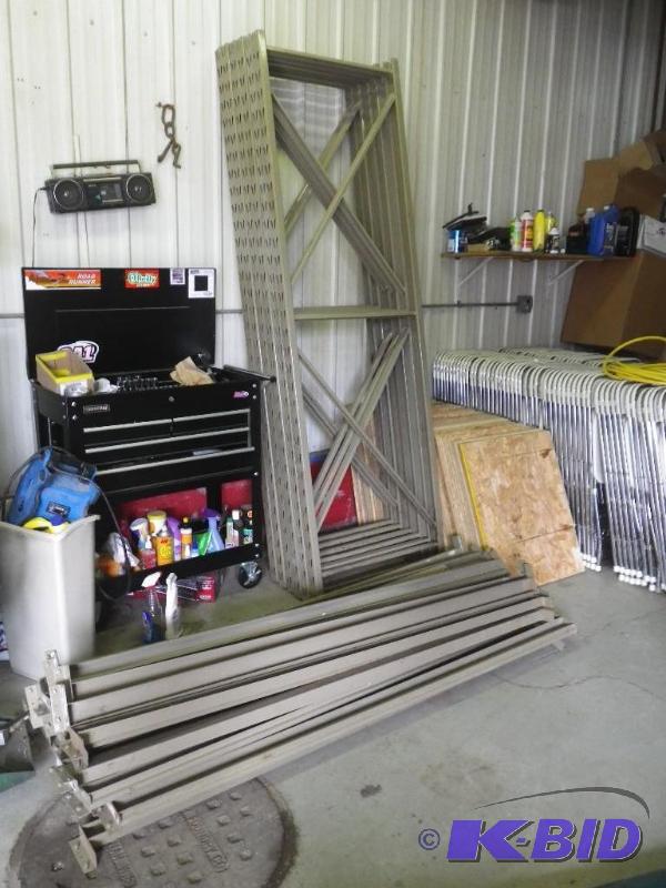Shop racking, 6 ends, 30 cross arms, 42 shelv...